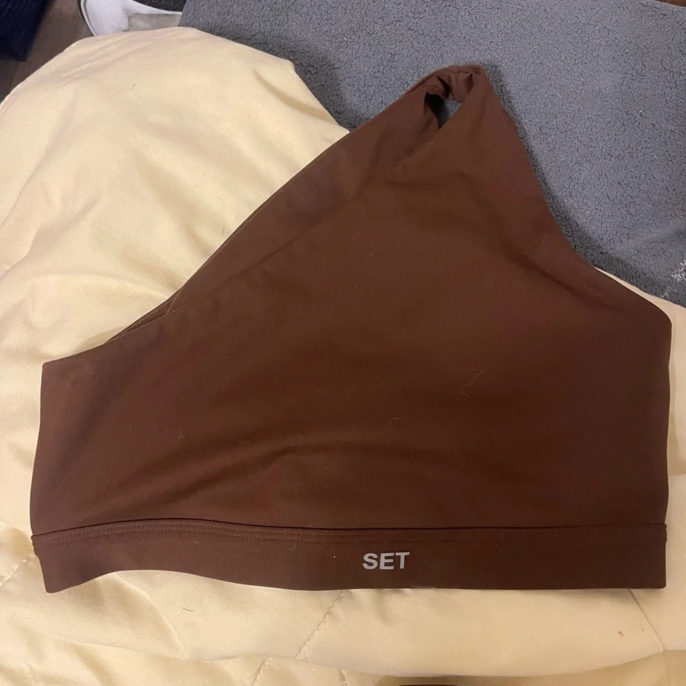 Brown One-Shoulder Sports Bra - Picture 3 of 4